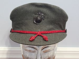 USMC Women's Service Hat with Bakelite Insignia