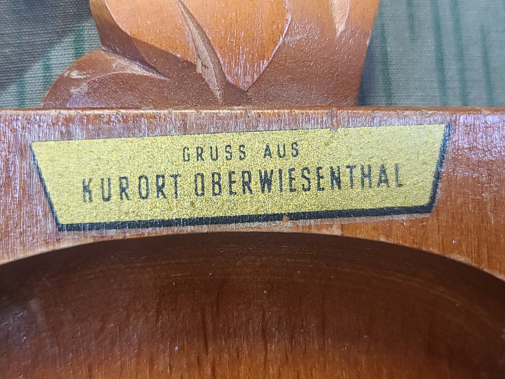 Wooden Scottie Dog Tabletop Brush & Dustpan — image 2