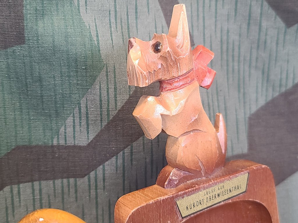 Wooden Scottie Dog Tabletop Brush & Dustpan — image 3