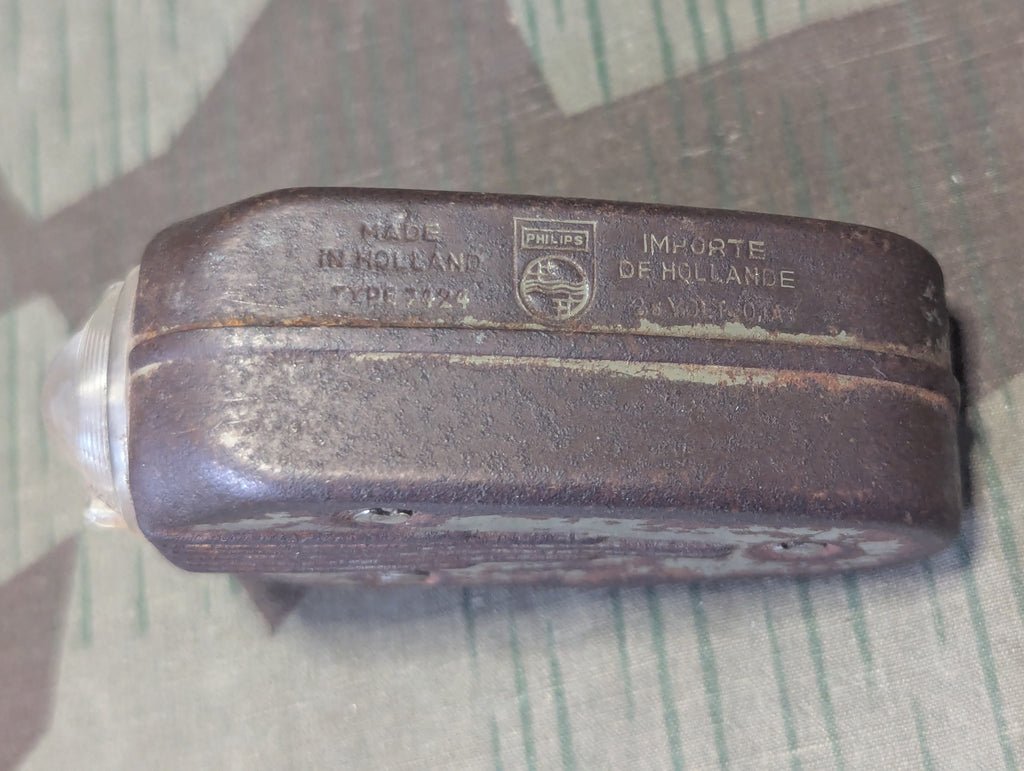 Phillips of Holland Pump Flashlight Type 7424 — image 3
