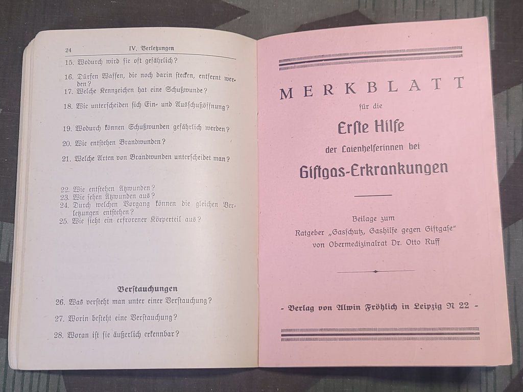 Wie Helfe Ich? First Aid Book 1939 with Feldpost Number (and Poison Gas Info) — image 8