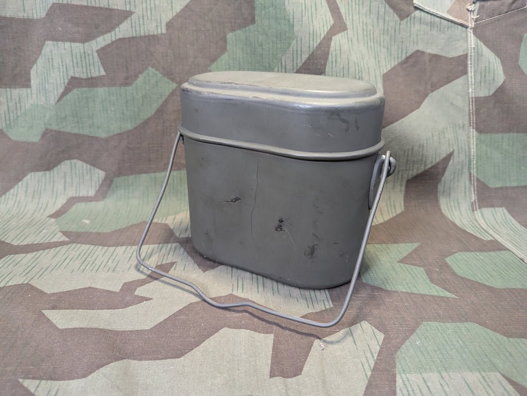 FSS 40 Matching Mess Kit Repainted — image 2