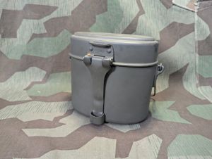 FSS 40 Matching Mess Kit Repainted