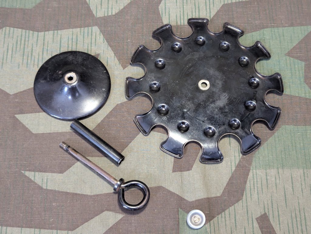 12 Stamp Holder Large — image 4