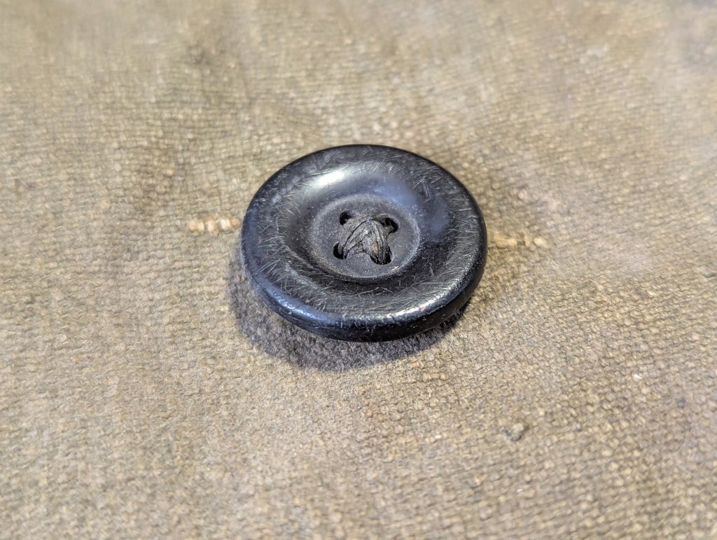 Luftschutz Gas Mask Carrying Pouch — image 5