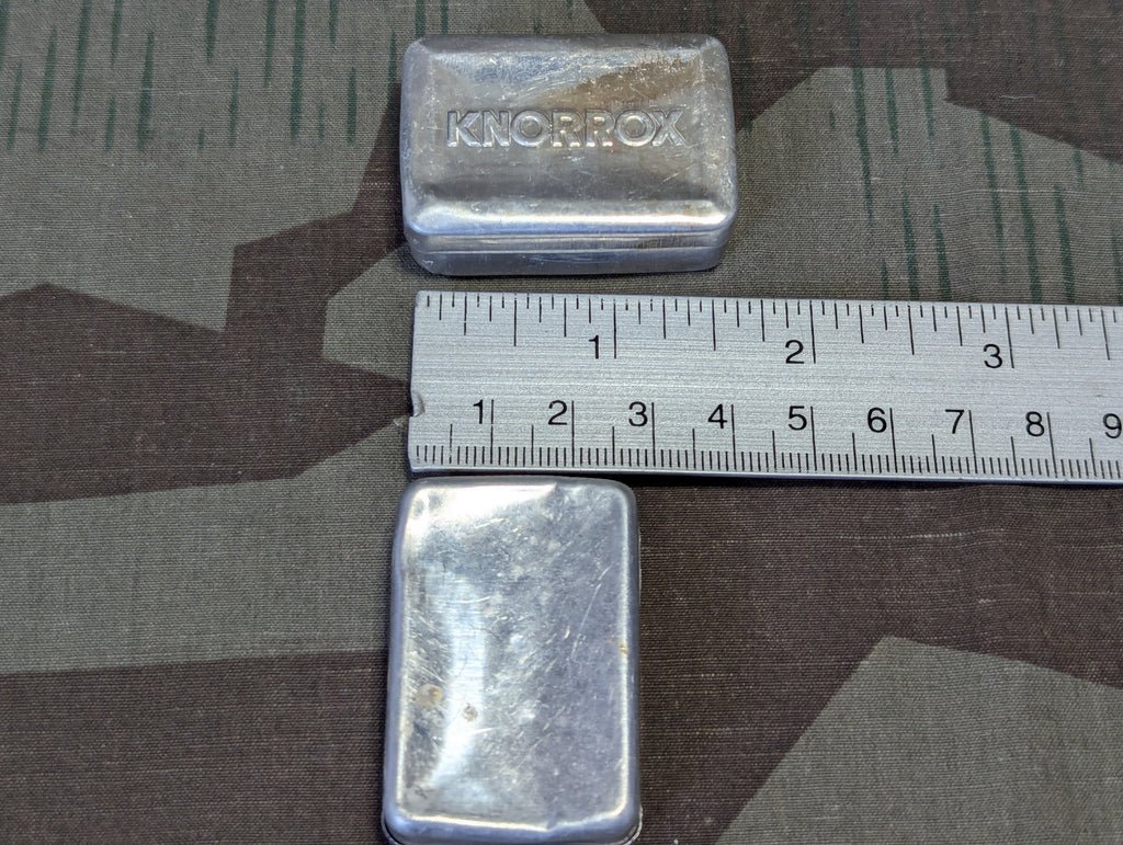 Knorrox Aluminum Bouillon Cube Tin — image 2
