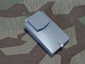 MECO Military Flashlight French?