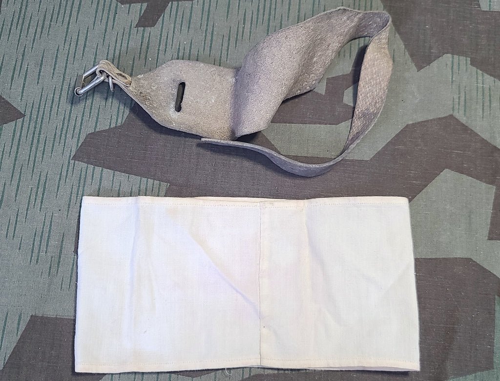 Verbandkasten with Contents — image 10