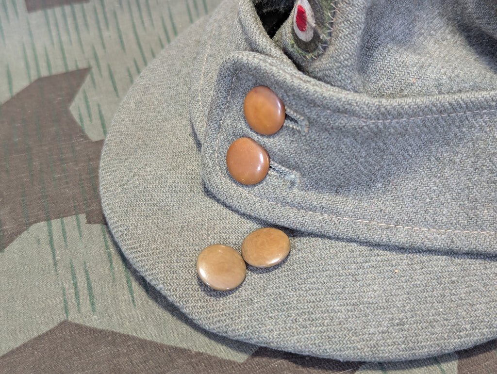 Original Steinnuss Buttons Gebirgsjäger — image 2