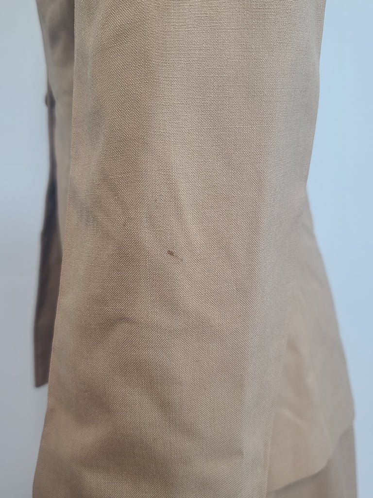 Khaki WAC Uniform: Jacket & Skirt & Medals(B-36' W-24' H-34') — image 15