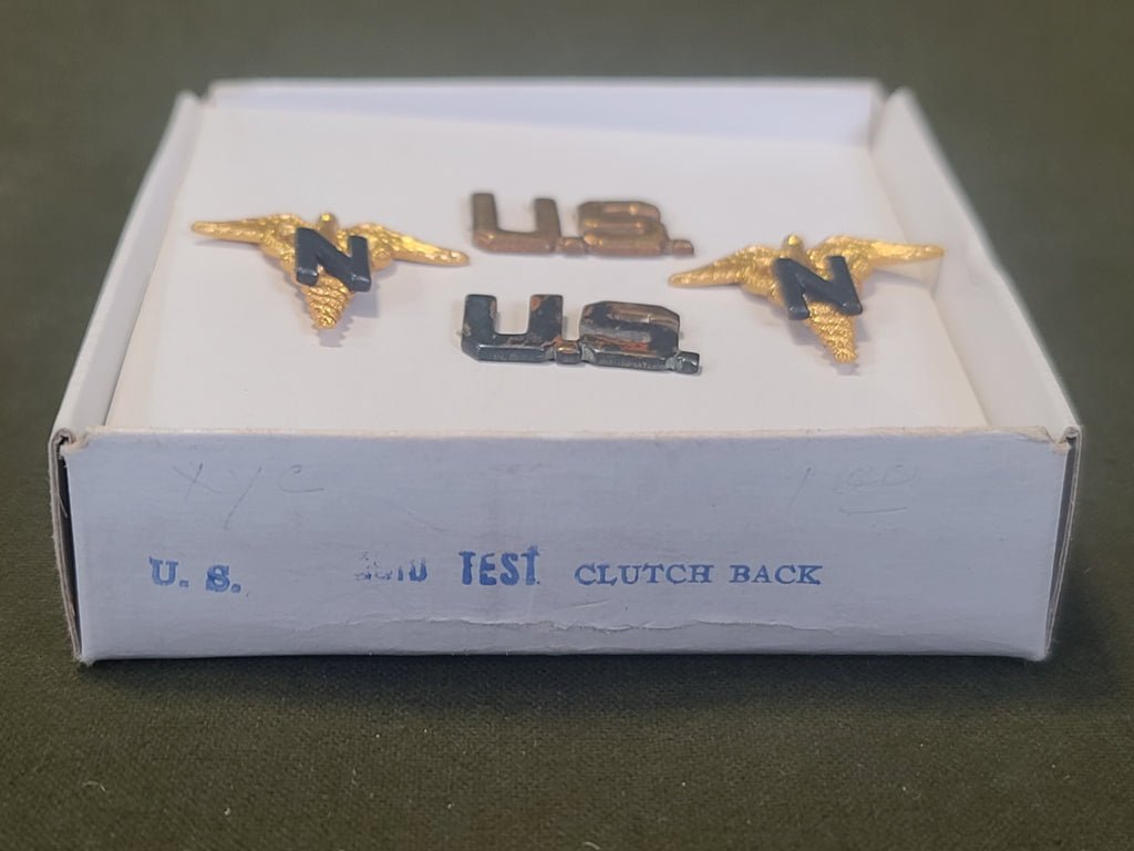 Army Nurse and U.S. Insignia Pins in Box — image 7