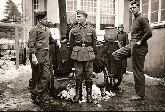 Classic Hauspantoffeln German House Shoes - Slippers NEW — image 9