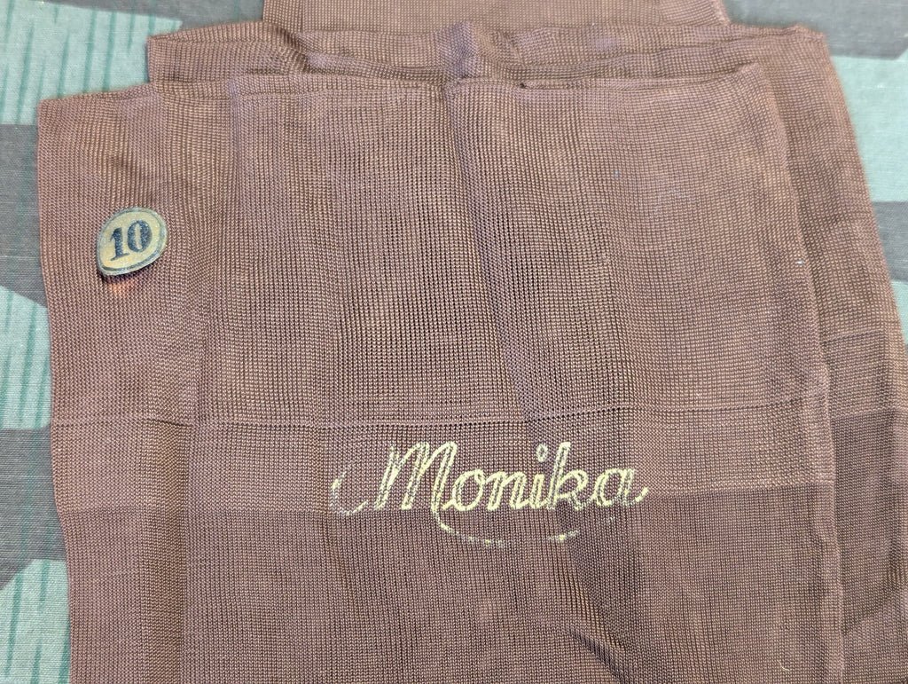 Vintage German Monika Seamed Stockings Size 10 — image 3