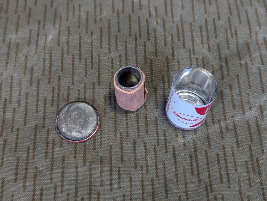 Post War Leukoplast Bandage Tin — image 3