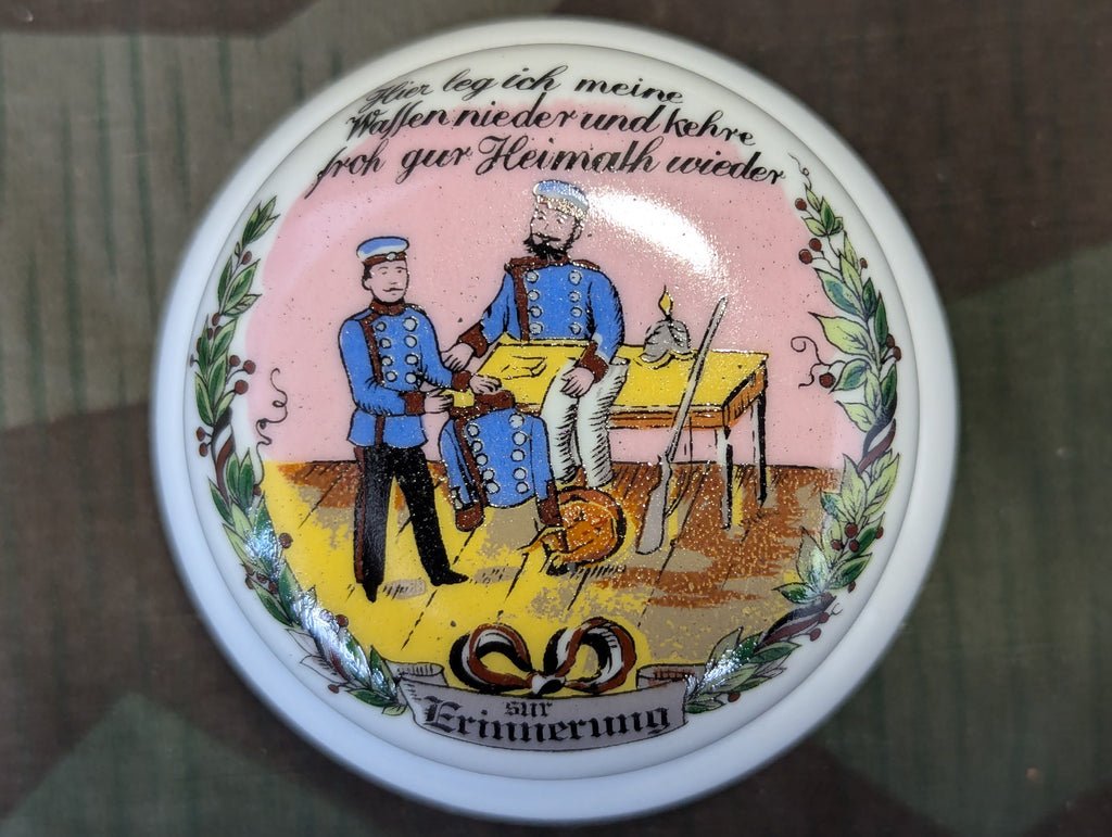 Reproduction Small Soldier's Porcelain Keepsake Box — image 3
