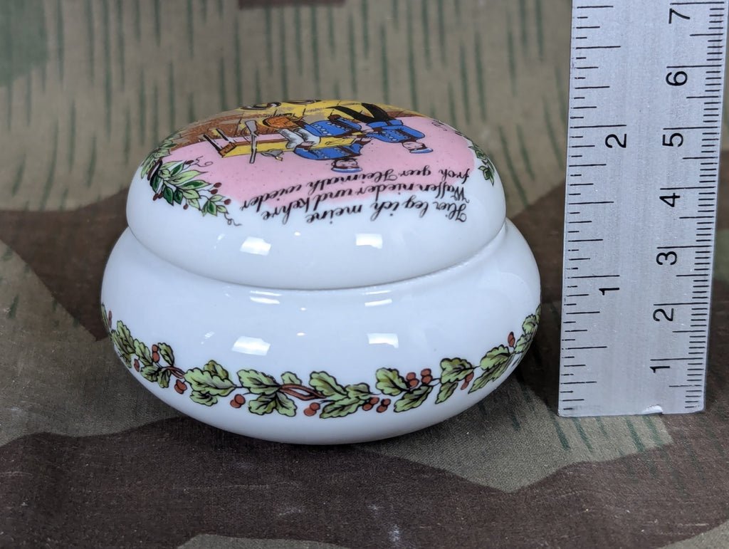 Reproduction Small Soldier's Porcelain Keepsake Box — image 5