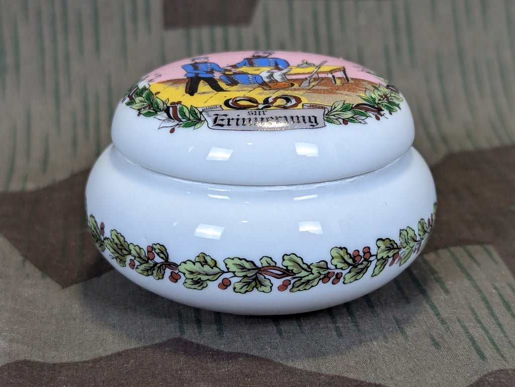 Reproduction Small Soldier's Porcelain Keepsake Box — image 6