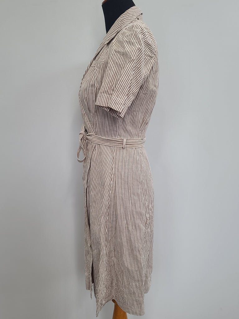 ANC Seersucker Hospital Dress and Hat(B-36' W-26.5' H-36') — image 2
