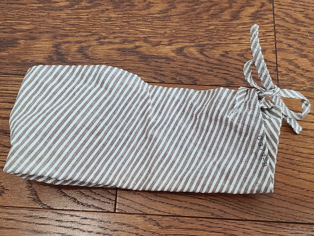 ANC Seersucker Hospital Dress and Hat(B-36' W-26.5' H-36') — image 28