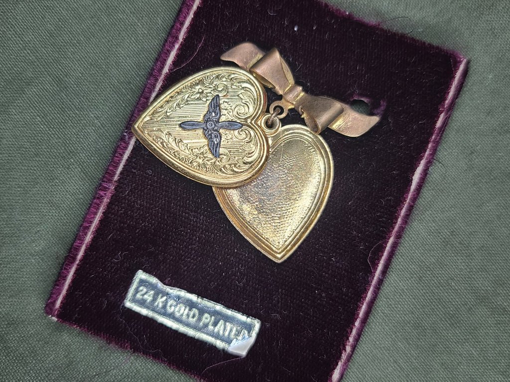 Army Air Corps Locket Pin in Box — image 3