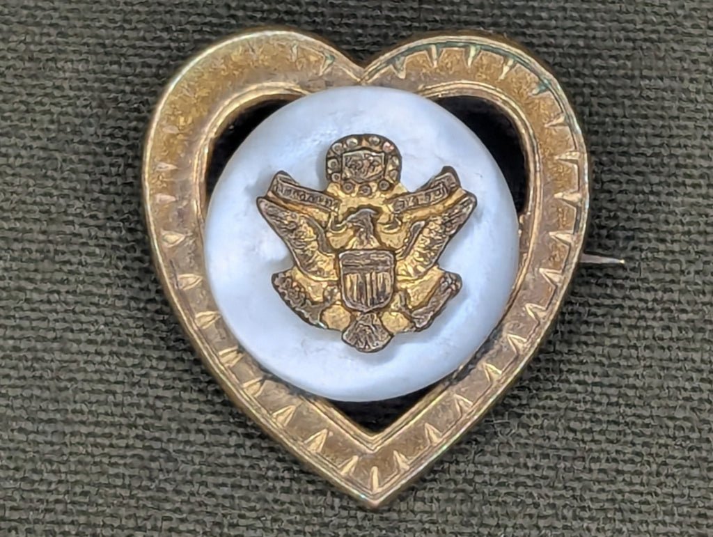 Small US Eagle Heart Sweetheart Pin — image 4