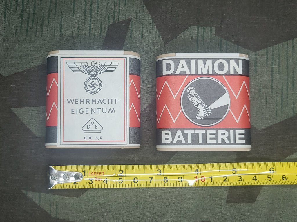 Reproduction 4.5v German Flashlight Battery — image 3