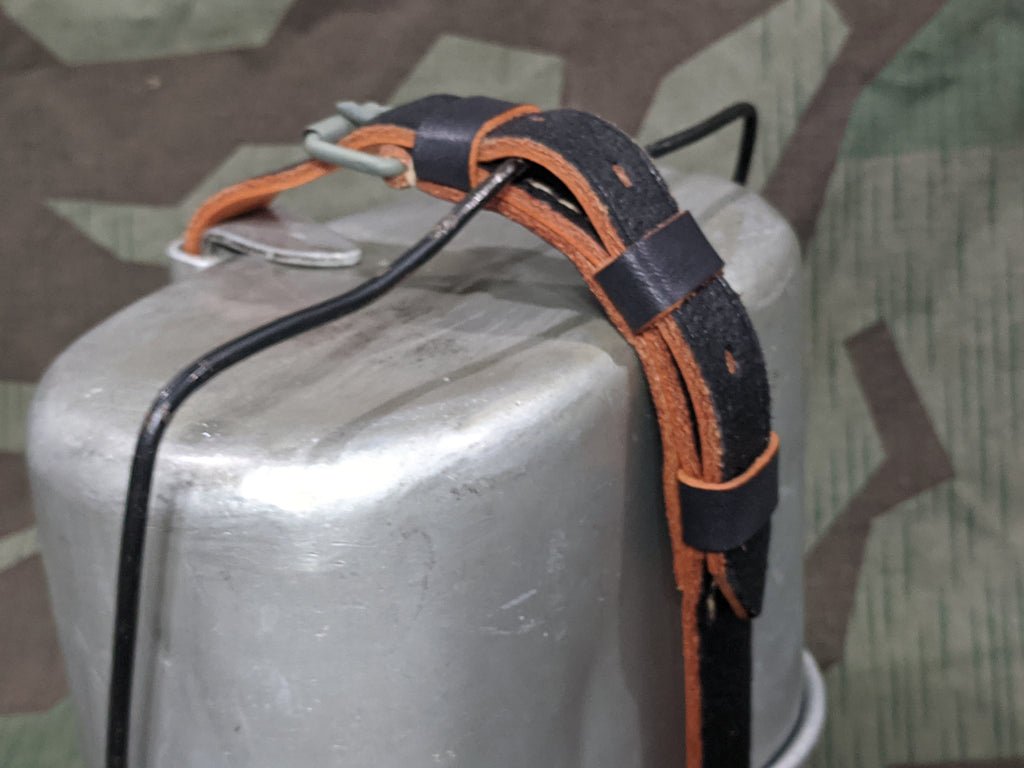 Reproduction Mess Kit Strap 3 Loop — image 4