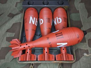 Set of 3 Nebel Wgr.34 8cm Mortar Rounds Painted - …