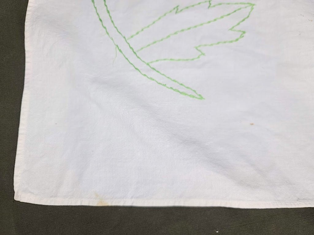 V for Victory Flags and Flower Linen — image 11