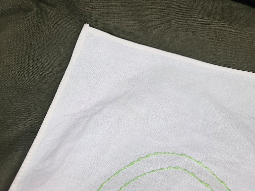 V for Victory Flags and Flower Linen — image 13