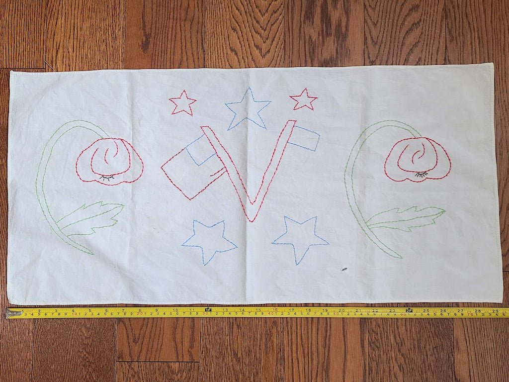 V for Victory Flags and Flower Linen — image 2