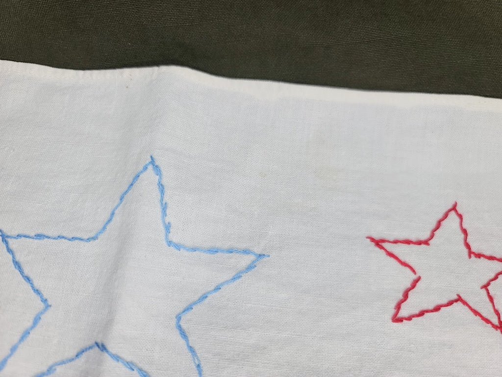 V for Victory Flags and Flower Linen — image 8