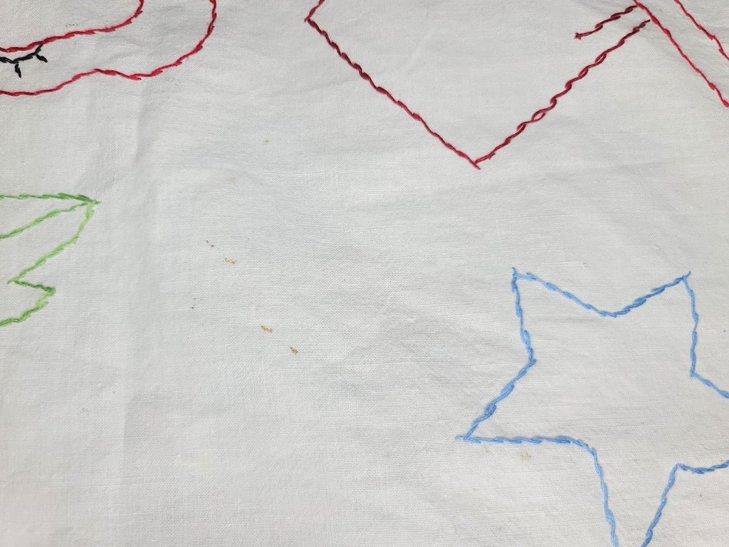 V for Victory Flags and Flower Linen — image 9