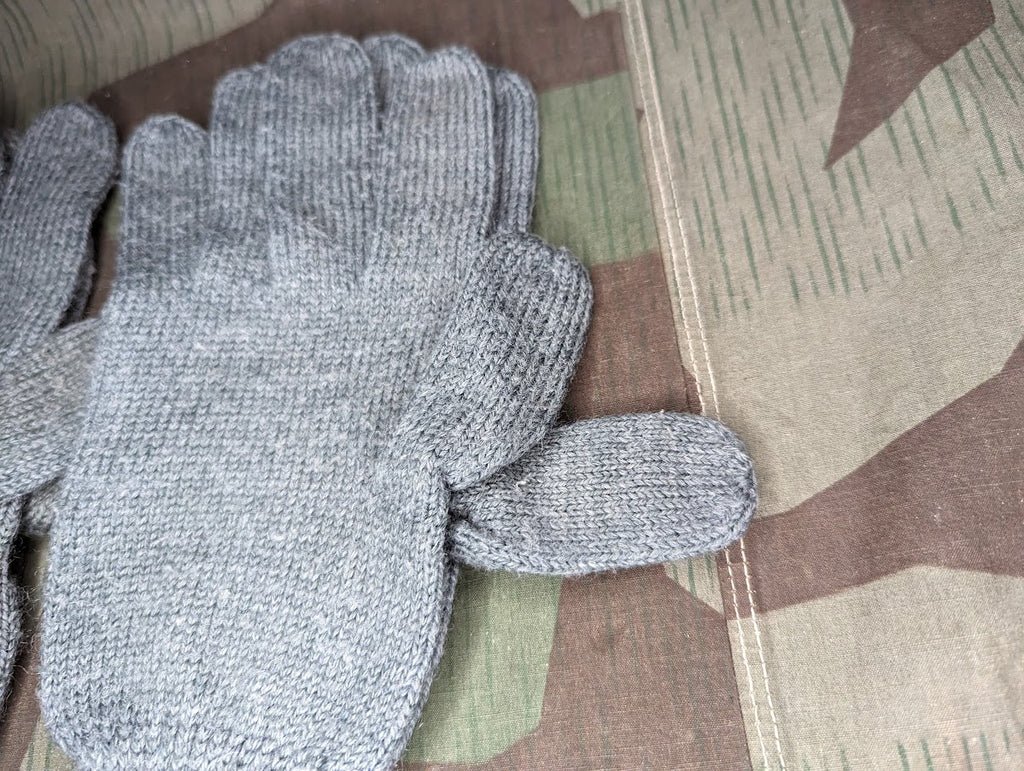 Gray Wool Gloves Economy German Reenactment Gloves — image 4