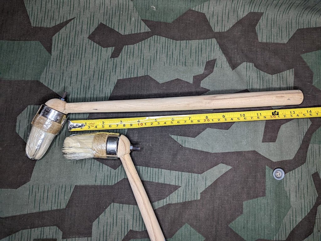 German Old-Timey Paint Brush — image 4