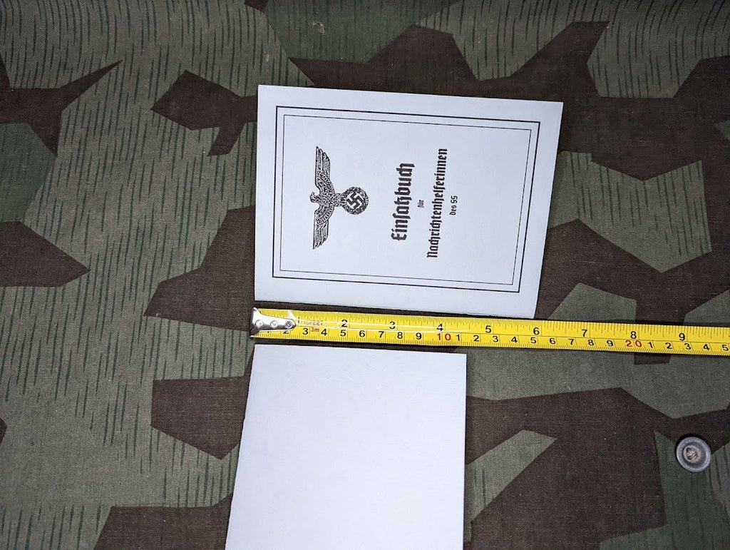 SS Nachrichtenhelferinnen Einsatzbuch 'Soldbuch' — image 3