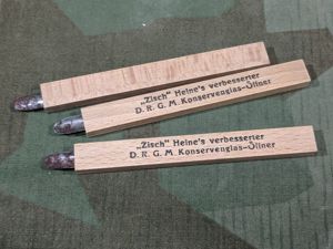 DRGM Glass Preserve Jar Opener