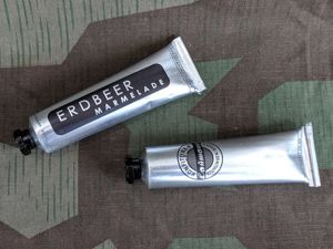 Erdbeer Marmelade Strawberry Jam Tube Ration FULL