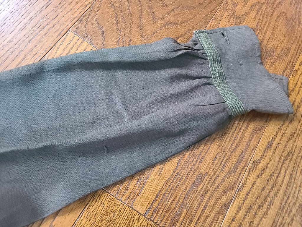 OD Nurse Off Duty Dress(B-36' W-25' H-34') — image 18