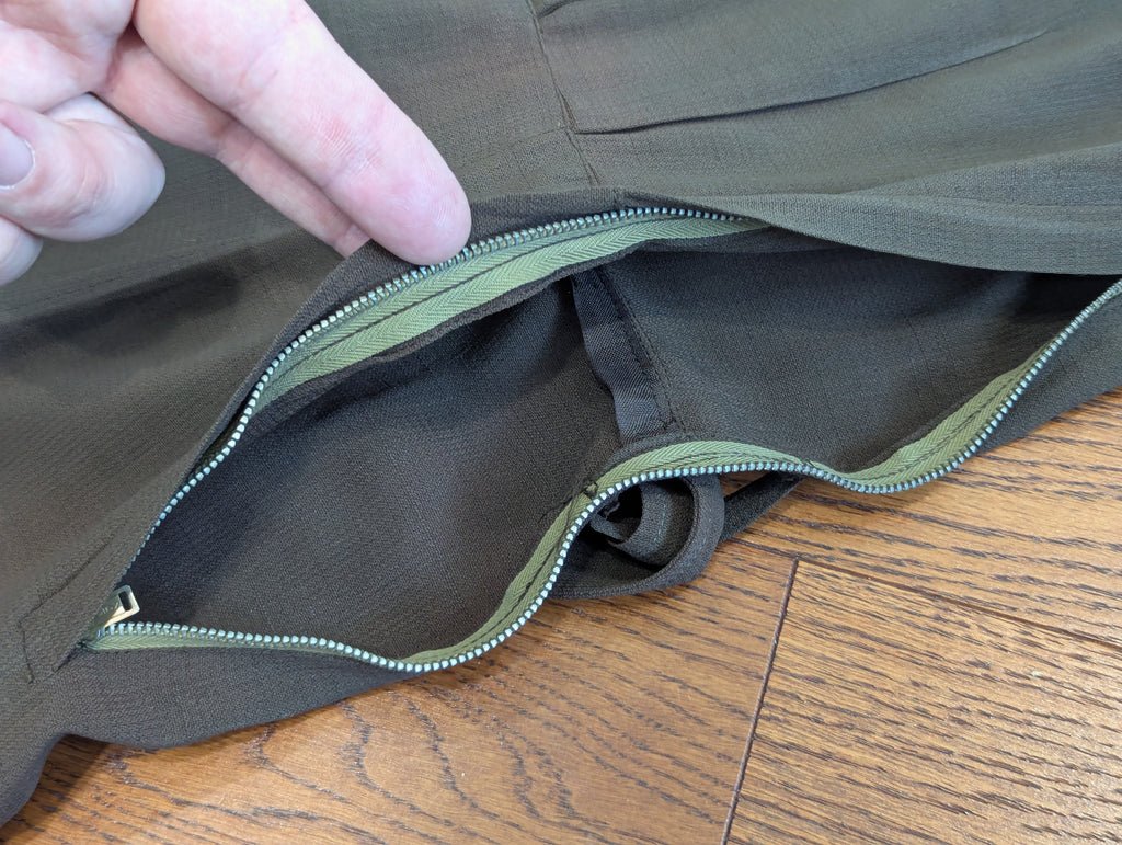 OD Nurse Off Duty Dress(B-36' W-25' H-34') — image 22