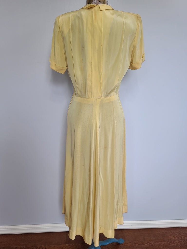 Yellow Dress with Cute Accents AS-IS(B-40' W-26' H-40') — image 7