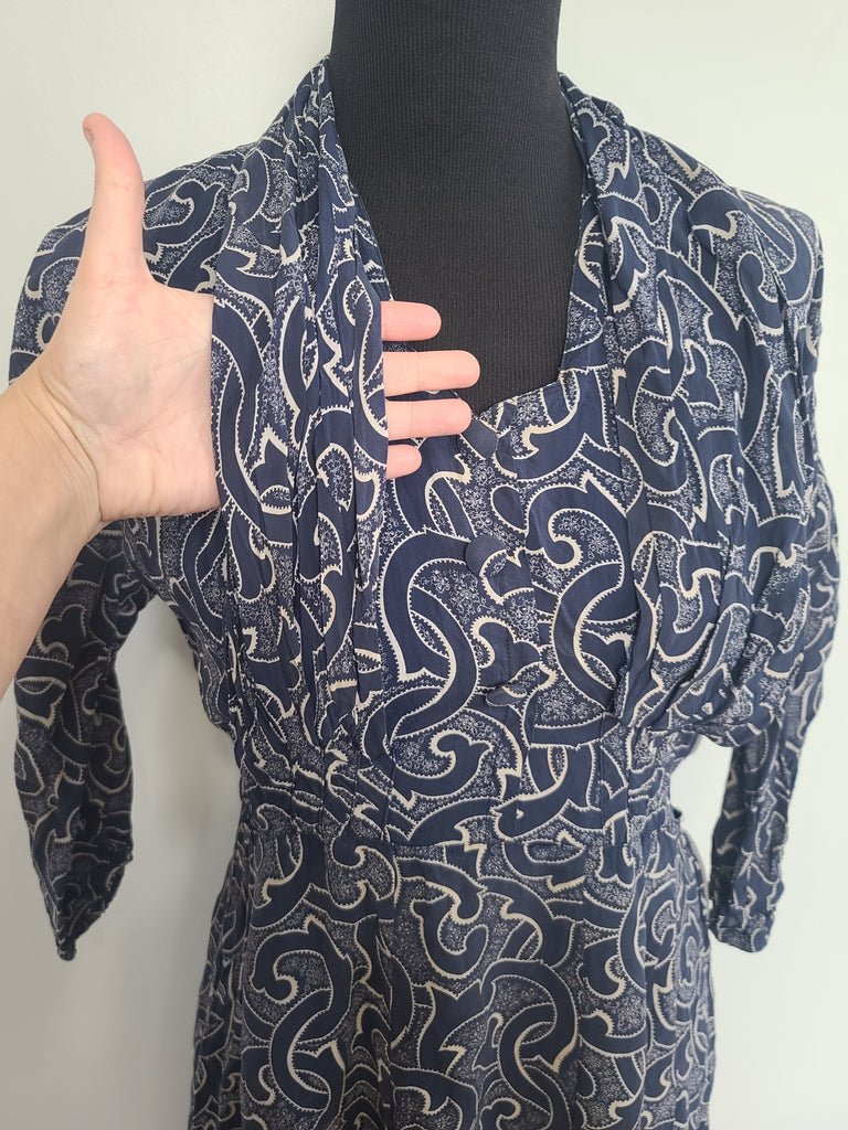 German Print Dress DRP Zipper Handmade(B-37' W-29.5' H-43') — image 5