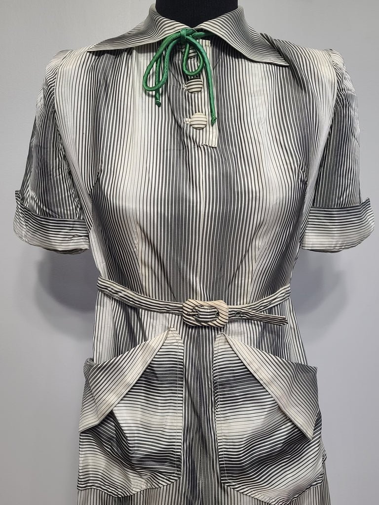 Black and White Stripe Dress(B-35' W-29' H-37') — image 5