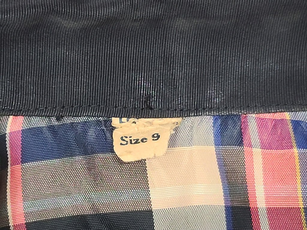 Colorful Plaid Skirt Suit(B-35' W-25' H-35') — image 21