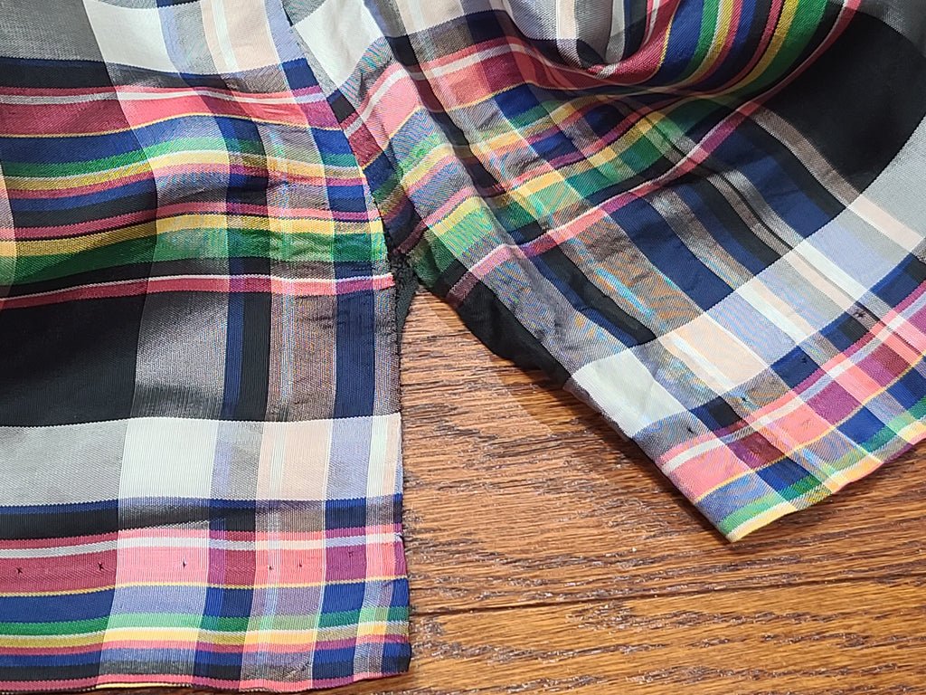 Colorful Plaid Skirt Suit(B-35' W-25' H-35') — image 22