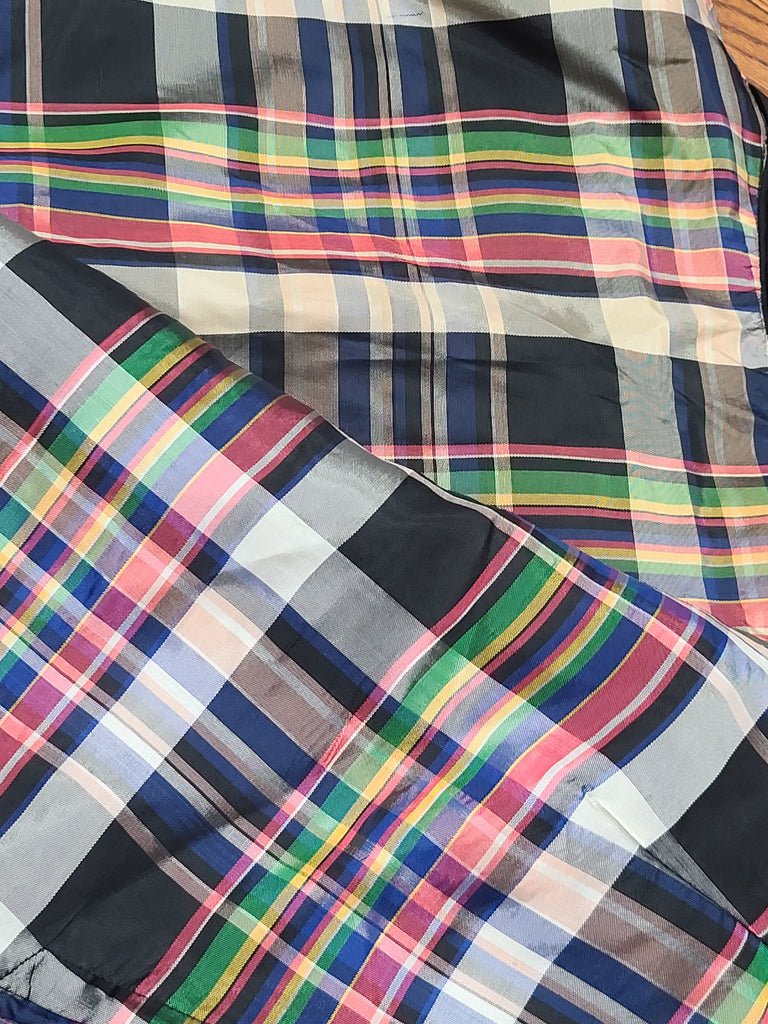 Colorful Plaid Skirt Suit(B-35' W-25' H-35') — image 24