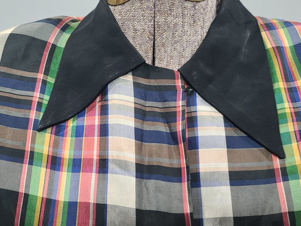 Colorful Plaid Skirt Suit(B-35' W-25' H-35') — image 6