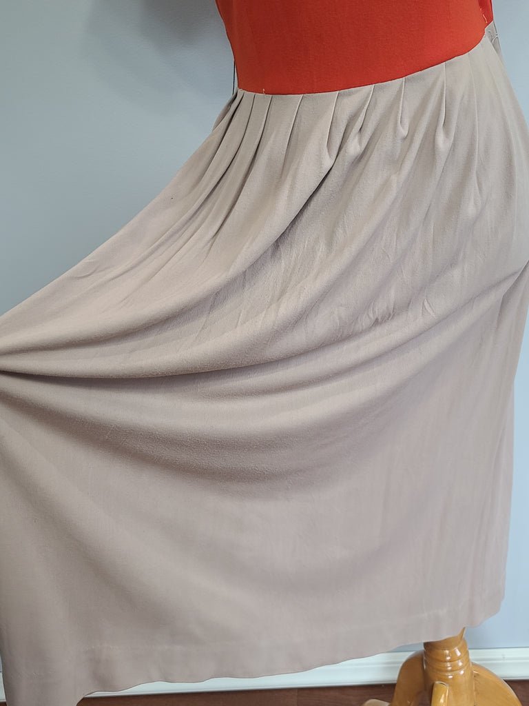 Bright Orange Green and Tan Dress(B-38' W-27' H-42') — image 9