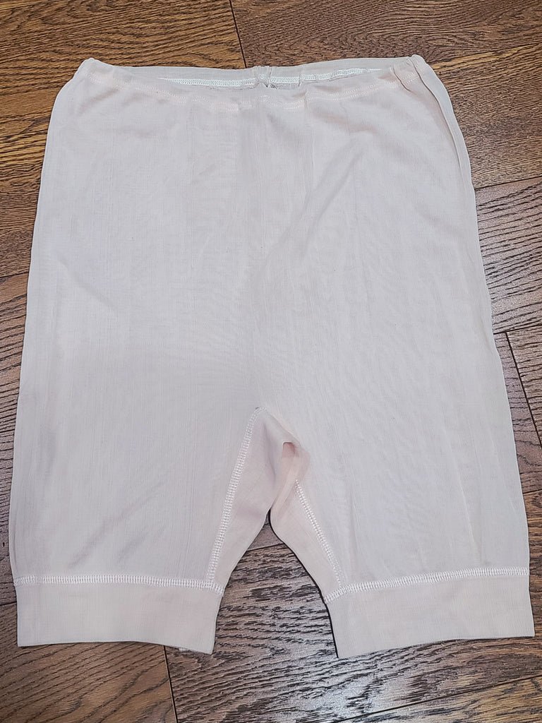 German Pink Lingerie Set: Top and Shorts (Small/Medium) — image 10