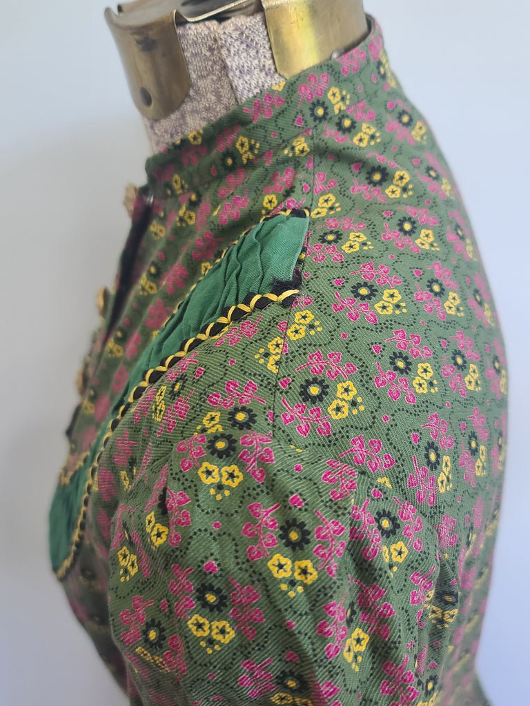 German Print Dirndl Dress(B-34' W-27.5' H-42') — image 9